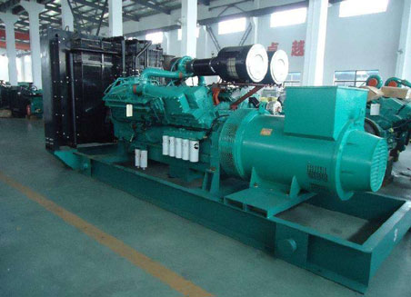 潮州800kw康明斯柴油发电机组图片 潮州800kw康明斯柴油发电机组图片